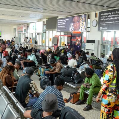 Nigerian Railway Records Passenger Boom as 2-Week 50% Fare Discount on Yuletide Train Ride Begins Nationwide